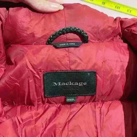 Mackage Montreal Red Asymmetrical Goose Down Zip Sleeves Vest Puffer Jacket - Picture 3 of 12